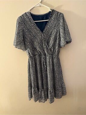 Navy Floral Print V-Neck Short Sleeve Dress